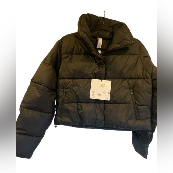 NWT Alo Yoga gold rush puffer BLACK Size S - Picture 2 of 3